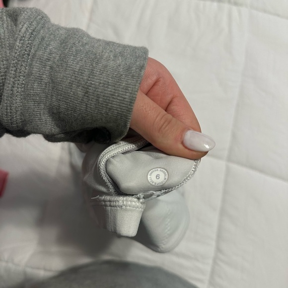 Lululemon Gray Leopard Print Sports Bra - Picture 4 of 4